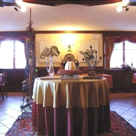 Dente Del Gigante Hotel