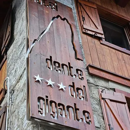 Dente Del Gigante فندق كورمايور
