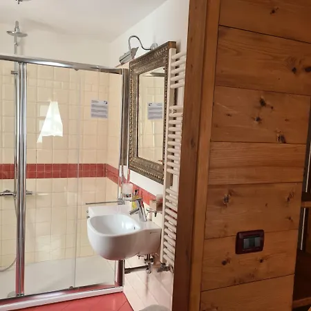 Hotel Dente Del Gigante 3*